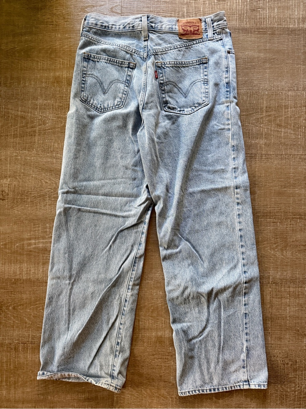 Levi's Light Wash High Waisted Straight Leg Jeans - Picture 7 of 10